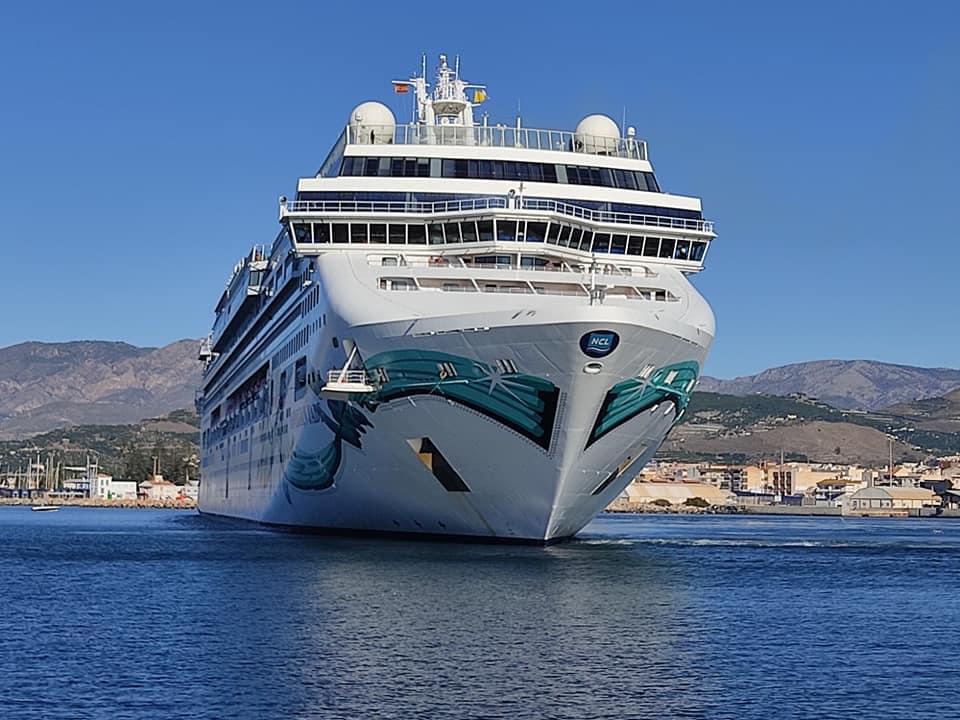 Los ‘Cruceroadictos’ se fijan en Puerto de Motril Los ‘Cruceroadictos’ se fijan en Puerto de Motril. Imagen: https://www.apmotril.com/