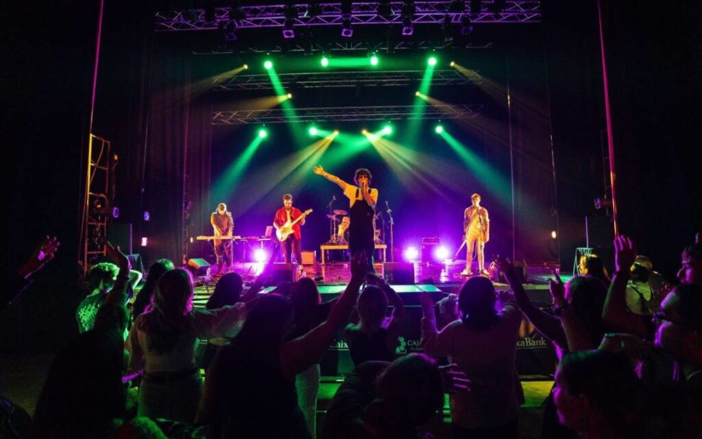 La música y la cultura, protagonista del Espacio Caja Sonora. Imagen: CajaGranada Fundación / https://www.cajagranadafundacion.es/