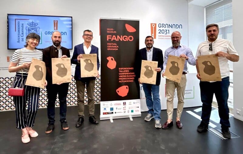 Granada presenta Fango, un festival que explora la cerámica en todas sus dimensiones Presentación de la primera edición de Fango - AYUNTAMIENTO