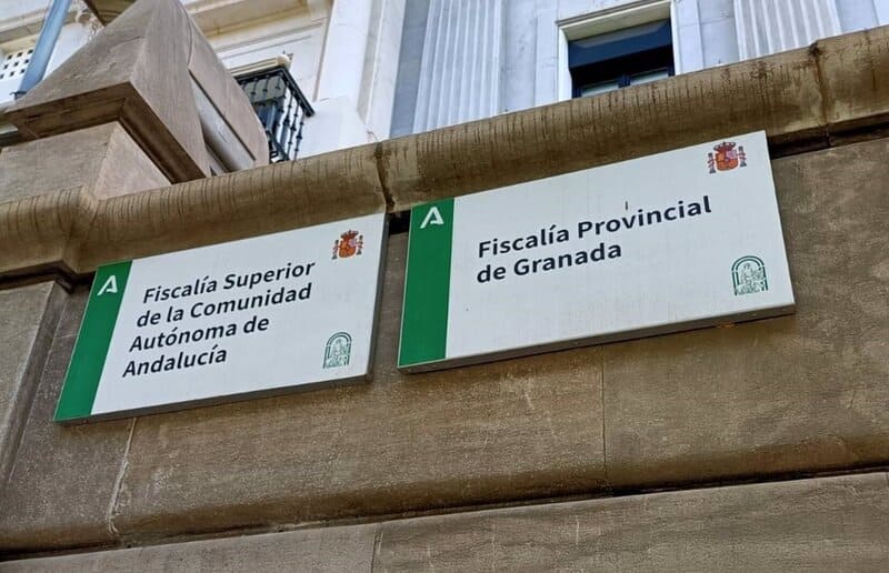 Se enfrenta a nueve años de prisión tras ser sorprendido con 840 plantas de marihuana en su casa Se enfrenta a nueve años de prisión tras ser sorprendido con 840 plantas de marihuana en su casa. Imagen: Fiscalía Provincial de Granada - EUROPA PRESS/ARCHIVO