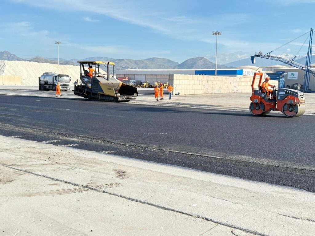 El Puerto de Motril mejora el firme del muelle de las Azucenas. Imagen: https://www.apmotril.com/