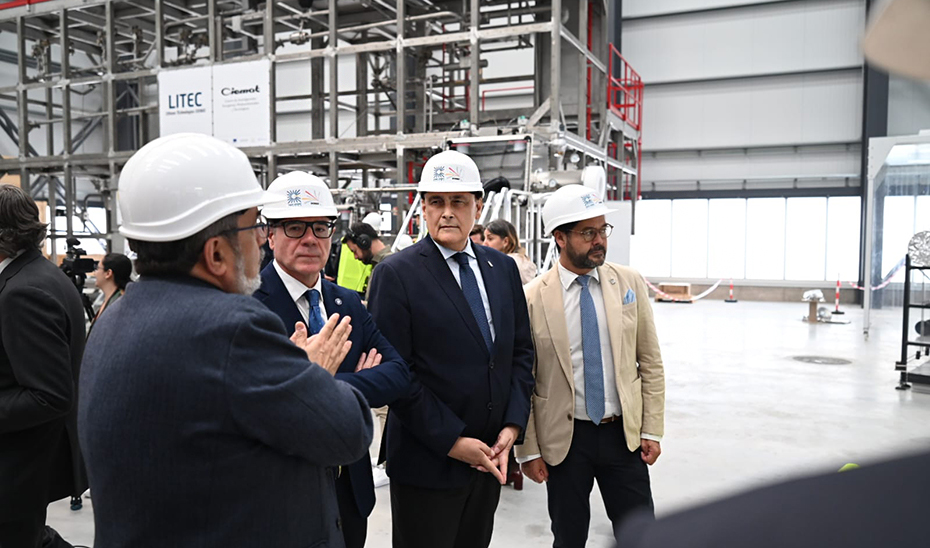 La Junta ya ha invertido 14,6 millones en el centro de investigación UGR-DONES La Junta ya ha invertido 14,6 millones en el centro de investigación UGR-DONES. Imagen: https://www.juntadeandalucia.es/