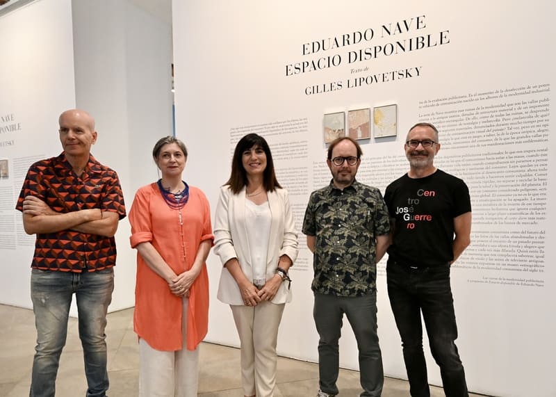 ‘Espacio disponible’, un retrato de las ruinas de la modernidad publicitaria, recala en el Centro José Guerrero Presentación de la exposición 'Espacio disponible' en el Centro José Guerrero . Imagen: Diputación Granada