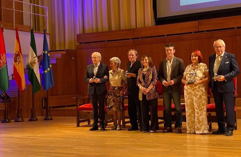 Granada rinde homenaje a las personas mayores en la XXVII Convivencia Municipal XXVII Convivencia de Personas Mayores. - AYUNTAMIENTO DE GRANADA