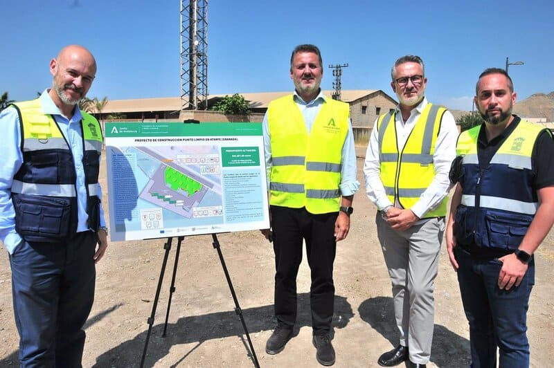 La Junta inicia las obras del nuevo punto limpio de Atarfe Visita al inicio de obras del nuevo punto limpio de Atarfe - JUNTA