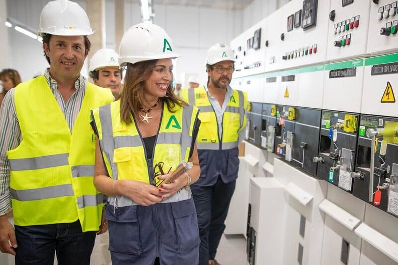 Las obras del metro siguen a buen ritmo en la zona sur La consejera de Fomento, Articulación del Territorio y Vivienda, Rocío Díaz, visita las obras del metro de Granada. - ANTONIO L JUÁREZ - EUROPA PRESS