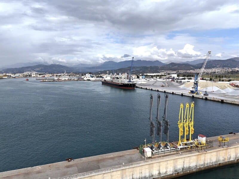 Más de 60.500 pasajeros pasan por el Puerto de Motril en la salida de la Operación Paso del Estrecho