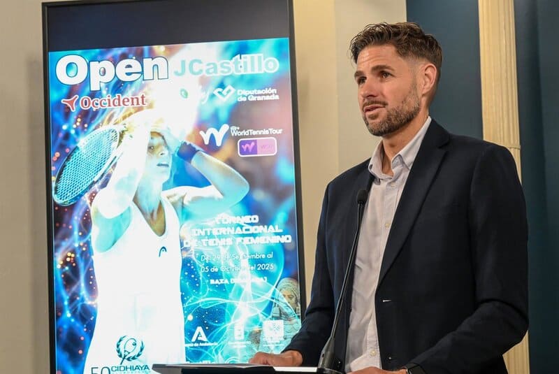 Baza recibirá a destacadas tenistas internacionales con el Open JCastillo-Occident by Diputación El diputado provincial de Deportes e Instalaciones Deportivas, Eric Escobedo - DIPUTACIÓN