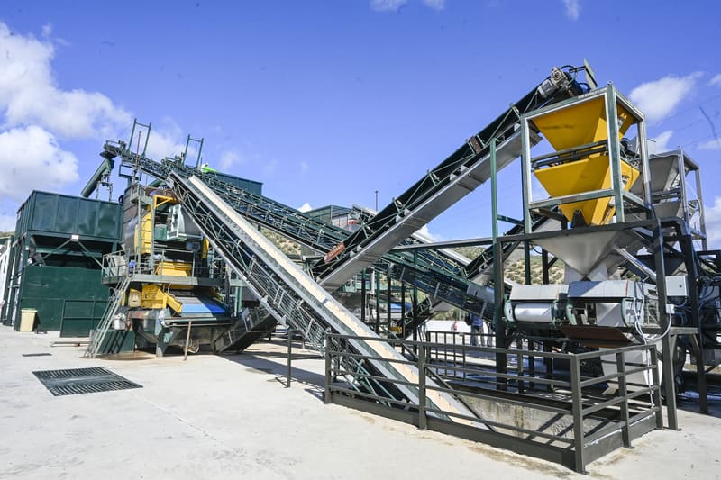 La almazara de Deifontes ha permitido a Conde Benalúa acercar sus servicios a más productores. IMAGEN: CONDE DE BENALÚA