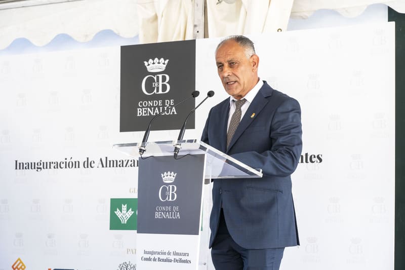 Francisco Abril Tenorio, alcalde de Deifontes, durante su intervención