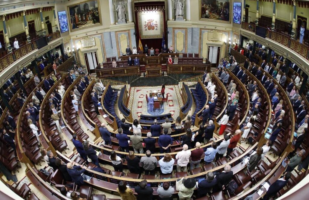 Diputados en el hemiciclo. - CONGRESO