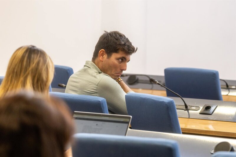 La UGR trabaja con la Subdelegación para garantizar la «normalidad académica» ante el acto de Vito Quiles