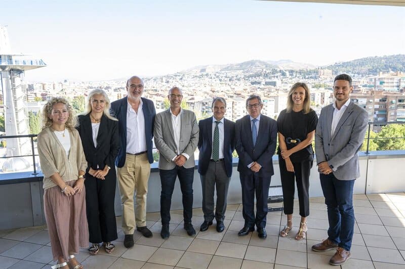 El Premio Ciencias de Salud de Caja Rural reconoce la búsqueda de estrategias «efectivas» frente a la obesidad Recepción con motivo del XXI Premio Ciencias de la Salud Fundación Caja Rural Granada - MIGUEL ÁNGEL MOLINA/CAJA RURAL