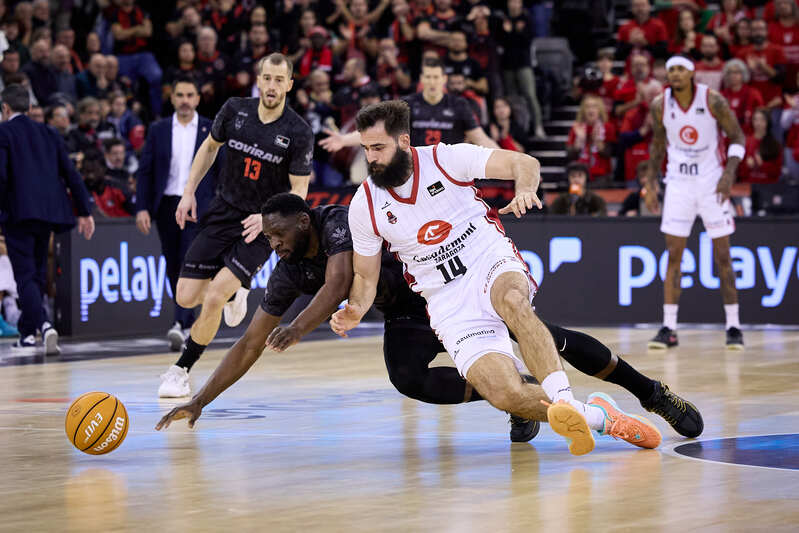 Capítulo V: La amenaza fantasma (vs. Casademont Zaragoza) Capítulo V: La amenaza fantasma (vs. Casademont Zaragoza). Imagen: © Coviran Granada | Fermín Rodríguez