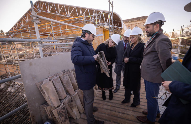La restauración de las cubiertas del Mexuar y los Palacios Nazaríes de la Alhambra alcanza el 60% de ejecución