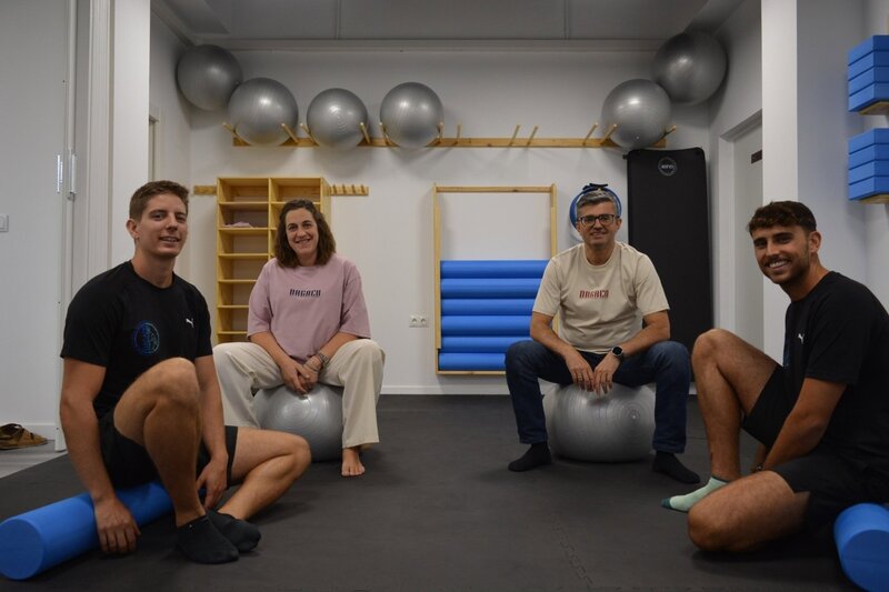 «Forjado en la Alpujarra» revoluciona con sus ‘entrenos’ el envejecimiento activo de la comarca Un grupo de jóvenes de la Alpujarra revoluciona con sus 'entrenos' el envejecimiento activo de la comarca - JUNTA DE ANDALUCÍA