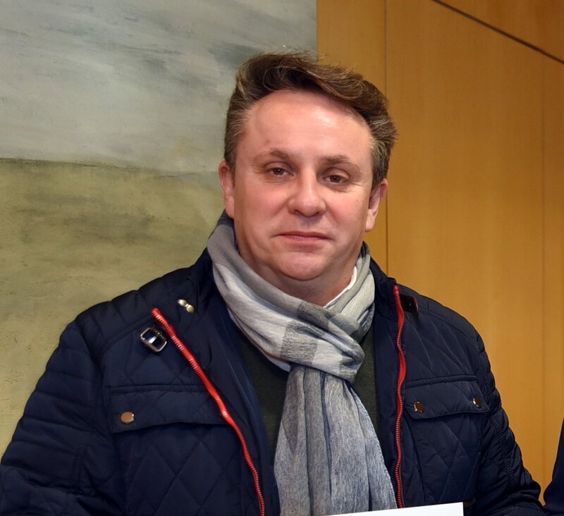 La moción de censura de IU, PP e independientes en Pinos Puente se debatirá dentro de dos semanas El actual alcalde de Pinos Puente, Enrique Medina, en imagen de archivo - DIPUTACIÓN - Archivo