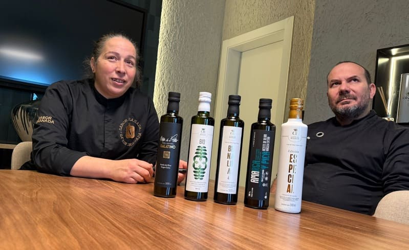 Mertxi Miranda y Víctor Rodríguez, chefs de AMA Restaurante, durante la conversación con GRXactualidad.