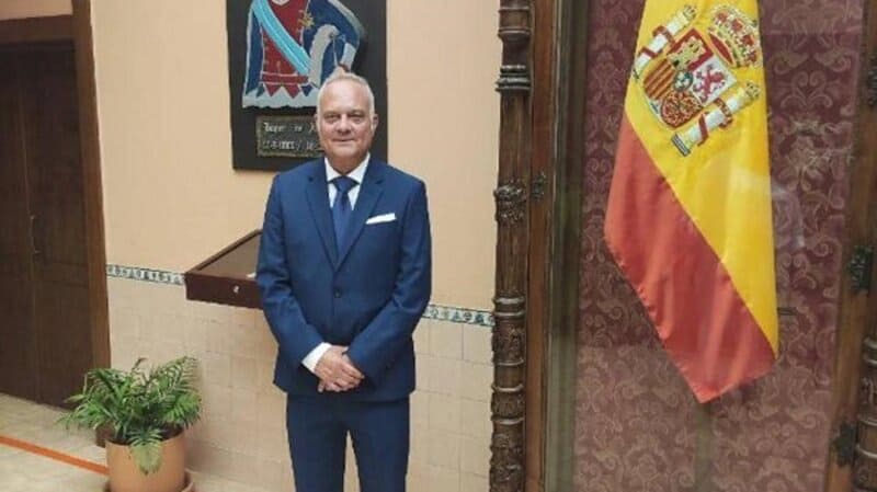 Vox critica el rechazo de la Junta a inversiones clave para sanidad, vivienda y agricultura en Motril El coordinador de Vox en Motril, Emilio Martín. - VOX