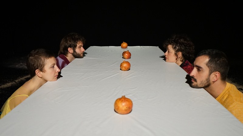 «Murmullo»: una mirada luminosa sobre la pérdida en el Teatro Alhambra «Murmullo»: una mirada luminosa sobre la pérdida en el Teatro Alhambra - Teatro Alhambra