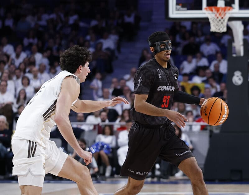 Derrota del Coviran Granada ante el Real Madrid en el Movistar Arena Derrota del Coviran Granada por 94-79 ante el Real Madrid en el Movistar Arena. Imagen: acb Photo - Victor Carretero