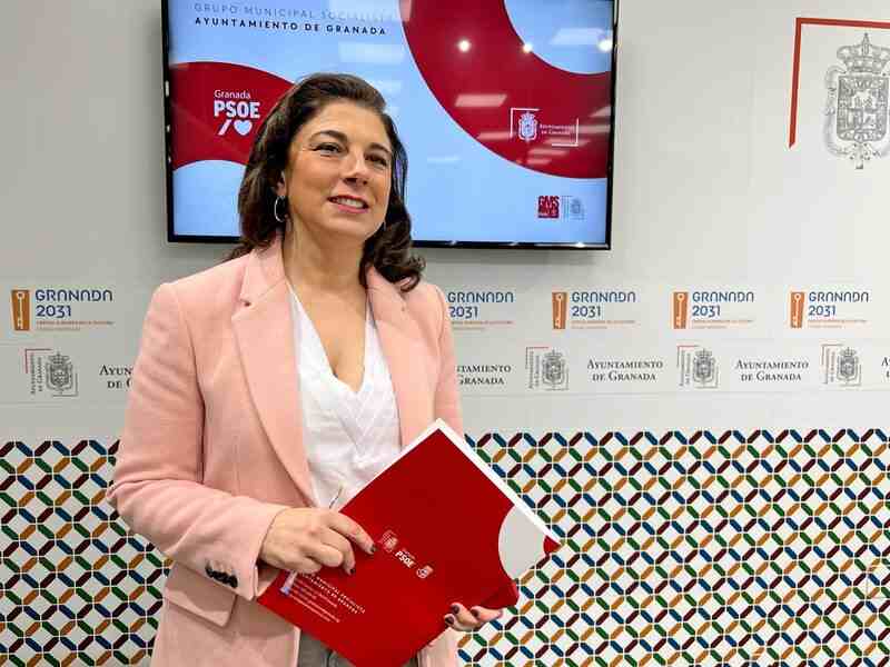 La portavoz del grupo socialista en el Ayuntamiento de Granada, Raquel Ruz - PSOE