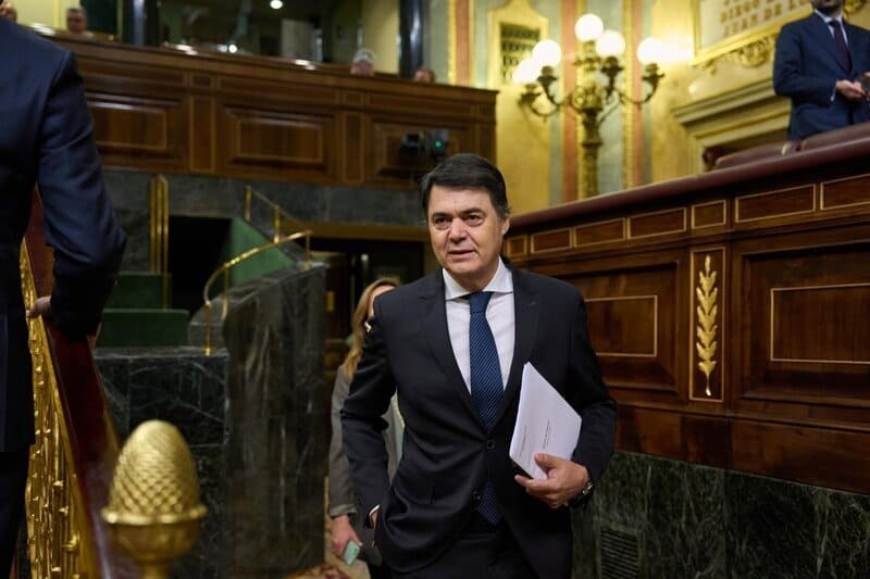 El diputado nacional del PP Carlos Rojas .
- PP