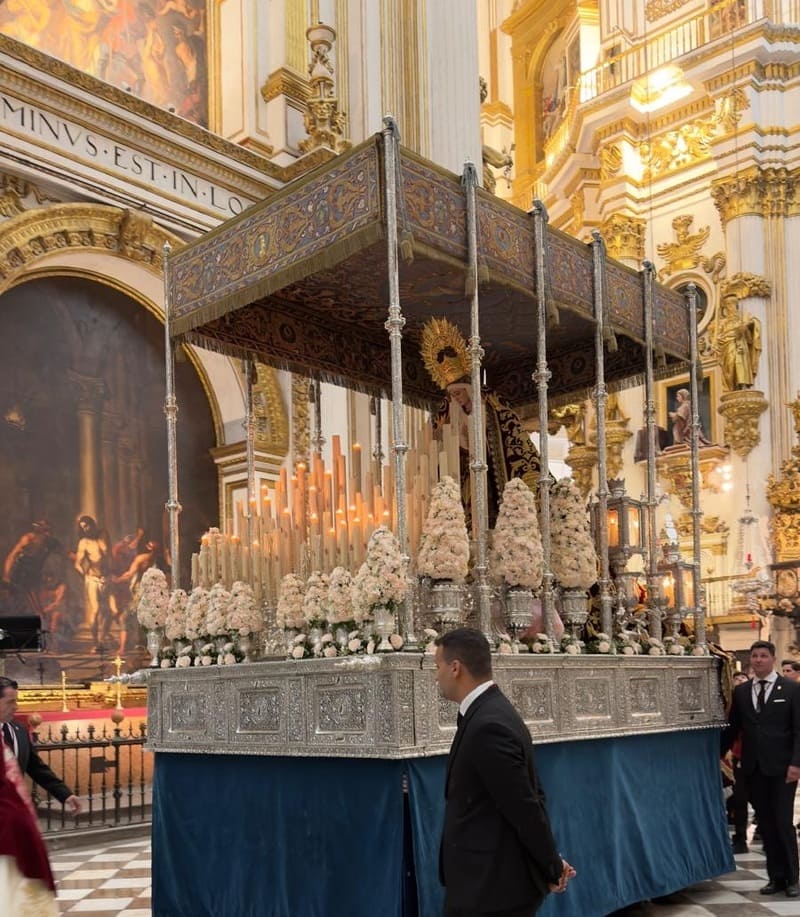 Cofradía de Nazarenos de Nuestro Padre Jesús de la Sentencia y María Santísima de las Maravillas. Imagen: Luis M. Guzmán