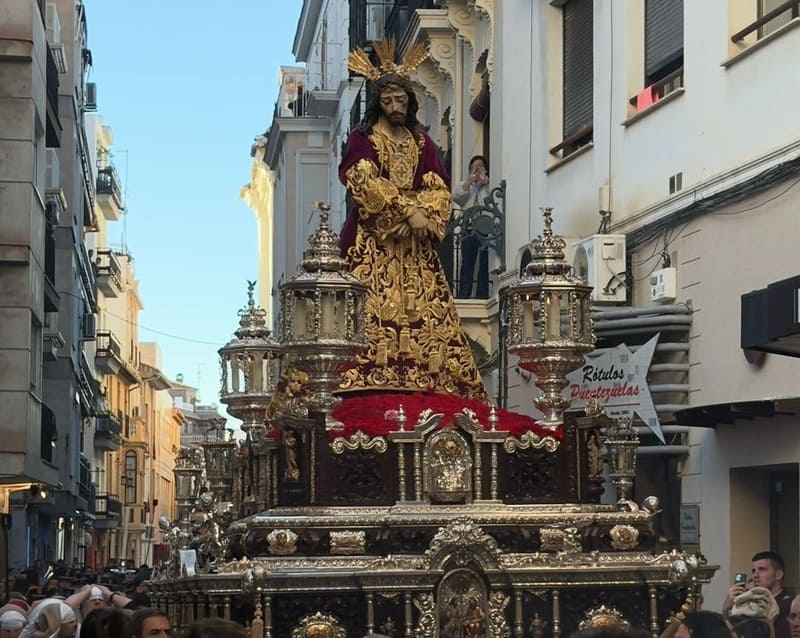 Cofradía de Nuestro Padre Jesús del Rescate. Imagen: Luis M. Guzmán
