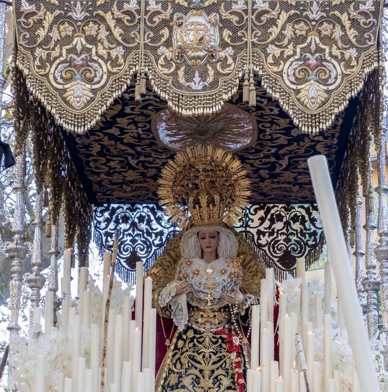 Venerable Hermandad de Caridad del Santísimo Cristo del Trabajo y Nuestra Señora de la Luz. Imagen: Manuel Alejandro Guzmán Úbeda