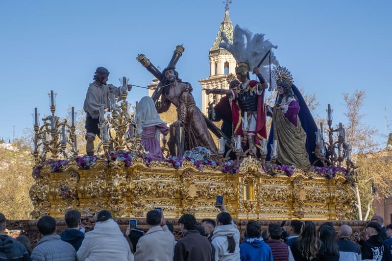 Venerable Hermandad de Caridad del Santísimo Cristo del Trabajo y Nuestra Señora de la Luz. Imagen: Manuel Alejandro Guzmán Úbeda