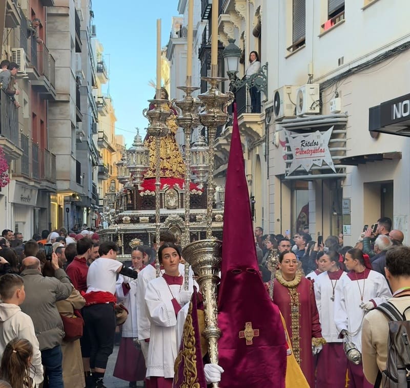 Cofradía de Nuestro Padre Jesús del Rescate. Imagen: Luis M. Guzmán