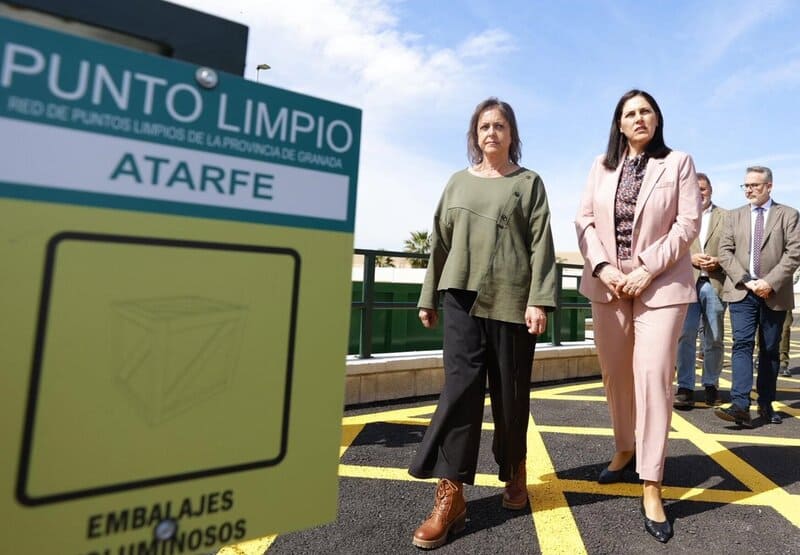 La Junta invierte más de un millón de euros en los puntos limpios de Atarfe y Pulianas