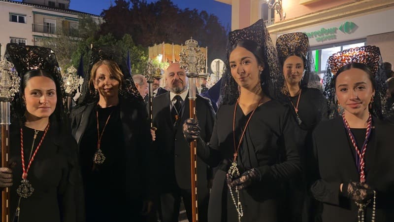 Muy Antigua, Real e Ilustre Hermandad de Nuestro Padre Jesús de las Tres Caídas y Nuestra Señora del Rosario en sus Misterios Dolorosos. Imagen: Luis M. Guzmán