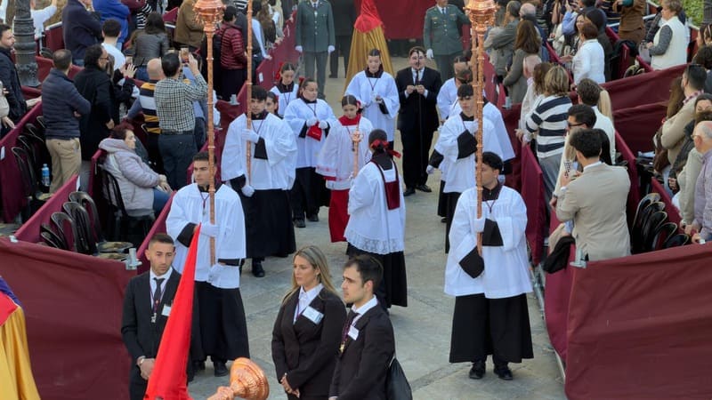 Cofradía del Santísimo Cristo del Consuelo y María Santísima del Sacromonte. Imagen: Luis M. Guzmán