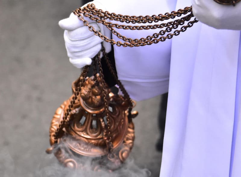 Procesión de la Cofradía del Santísimo Cristo del Consuelo y María Santísima del Sacromonte. Imagen: Antonio Odriozola