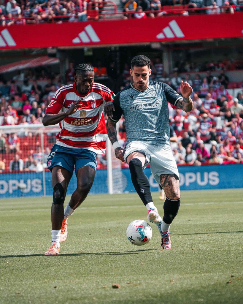 Oscar fue uno de los jugadores que peor jugó ante el Almería - GCF