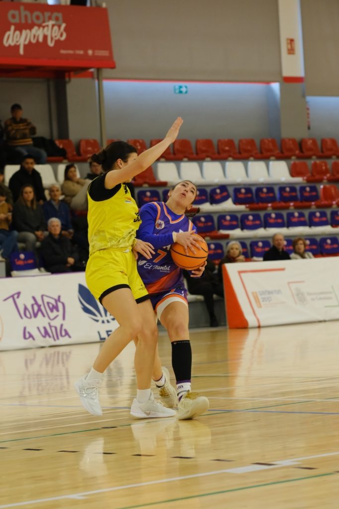 El conjunto granadino se despide de Liga Femenina 2