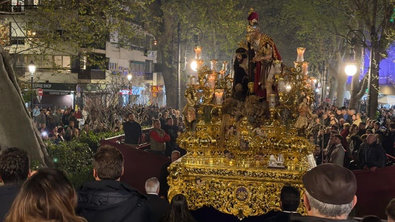 Muy Antigua, Real e Ilustre Hermandad de Nuestro Padre Jesús de las Tres Caídas y Nuestra Señora del Rosario en sus Misterios Dolorosos. Imagen: Luis M. Guzmán