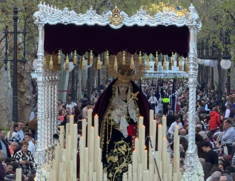 Nuestro Señor de la Meditación y María Santísima de los Remedios, Reina y Madre de los Estudiantes. Imagen: Luis M. Guzmán
