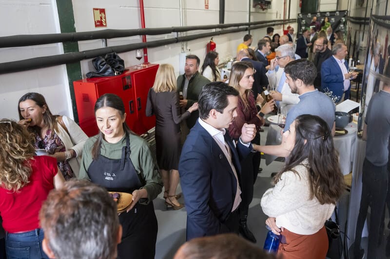 Presentación de las jornadas de AOVE Caviar y Esturión en AMA La Cocina de Amarga y Pica, que tendrán lugar del 4 al 10 de mayo. Imagen: Conde de Benalúa