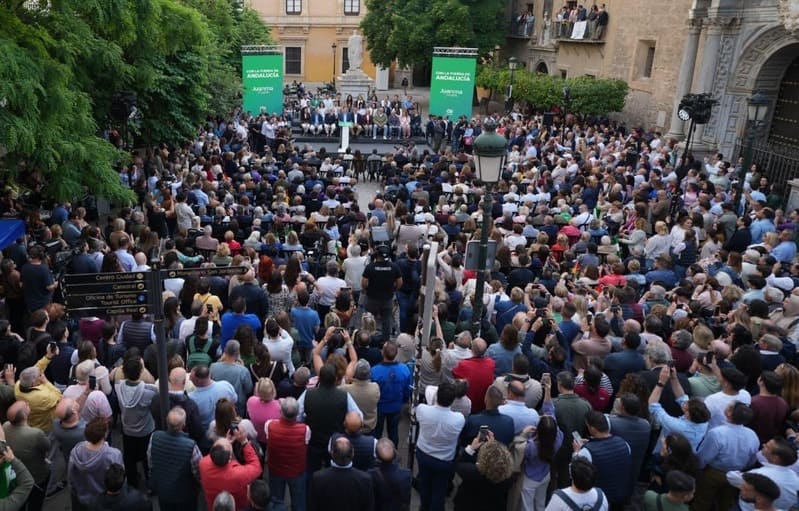 Acto de campaña celebrado este martes en la Plaza de Derecho de la capital granadina. Imagen: Partido Popular Andalucía