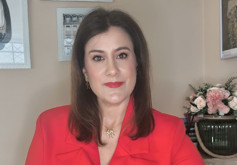 Isabel Mérida, asesora de imagen especializada en colorimetría y estudio de estilo personal.