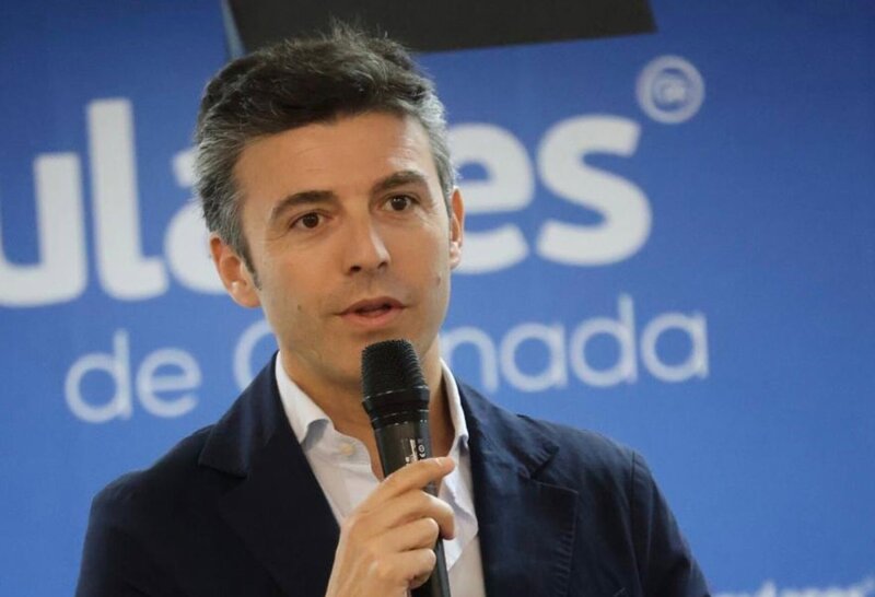 El secretario general del PP de Granada, Jorge Saavedra.
- PP GRANADA