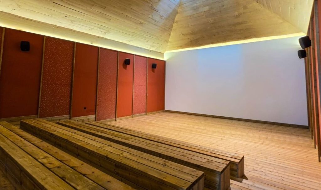 El Centro de Interpretación de la Charca de Suárez de Motril, una nueva infraestructura que contará con una sala para proyecciones audiovisuales y que permitirá conocer en profundidad la riqueza natural, la biodiversidad y la importancia de este enclave. - AYUNTAMIENTO DE MOTRIL