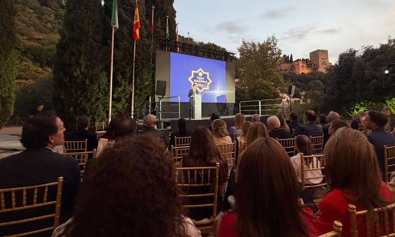 Presentación en el Palacio de los Córdova. IMAGEN - DULCE DE LA ALHAMBRA