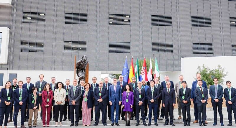El DONES Steering Committee ha celebrado una reunión en la que ha aprobado documentos estratégicos, de gobernanza y de gestión esenciales para avanzar en la implementación del programa y reforzar la coordinación de las contribuciones internacionales.
- IFMIF-DONES